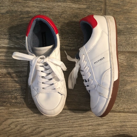 tommy hilfiger trainers size 6